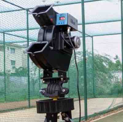 Leverage iBot - Cricket Bowling Machines